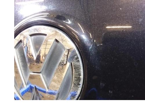 VW GOLF V 3D zadná kapota kufra LC9Z
