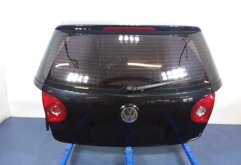 VW GOLF V 3D zadná kapota kufra LC9Z