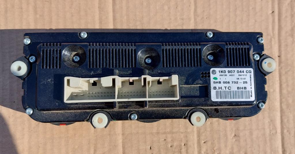 Panel kúrenia klimatizácie  VW GOLF V 1K0907044CQ