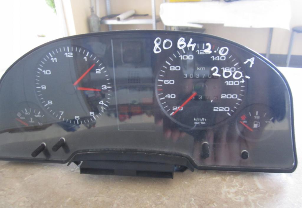 Prístrojovka 8A0919033E Audi 80 IV B4 2.0 B