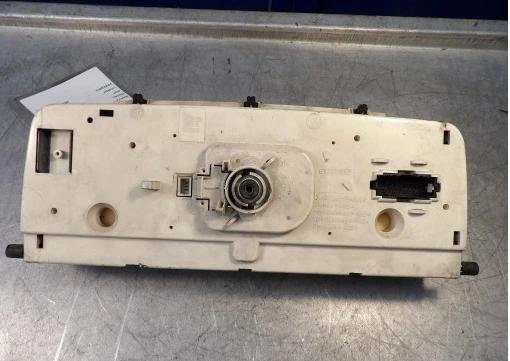 Přístrojová deska VW T4 701919033DK 701919059AC 81117657