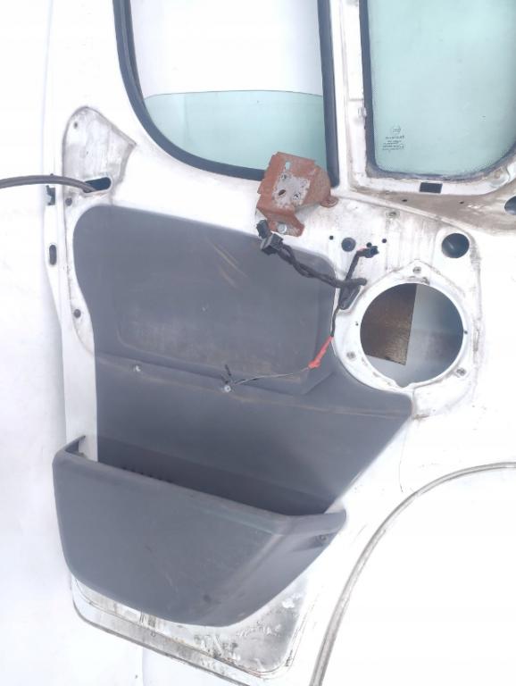 Dvere ľavy predný CITROEN JUMPER II 2006-2014 EWP