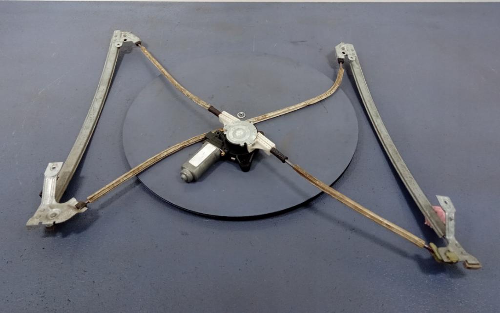 VOYAGER IV  Mechanizmus okna predný ľavy