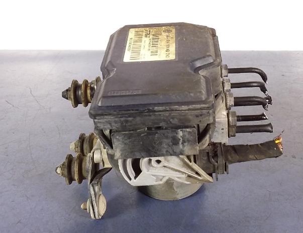 VW PASSAT B7 Pumpa ABS
