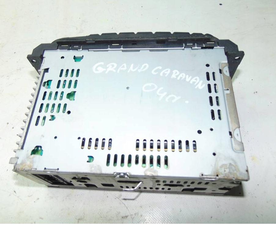 DODGE GRAND CARAVAN III 3.8 04r RADIO CD P05091005AC --KOD NEMAME--