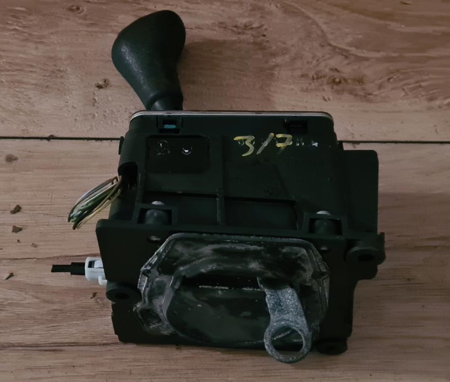 MERCEDES W210 LIFT Kulisa ZVEDÁK PP210267075