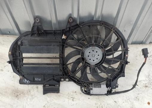 A4 B7 B6 Modul Ventilátor chladiča 8E0959501T: