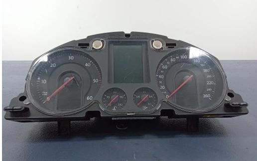 VW PASSAT B6 1.9 TDI Prístrojovka ,dislpej  3C0920871E