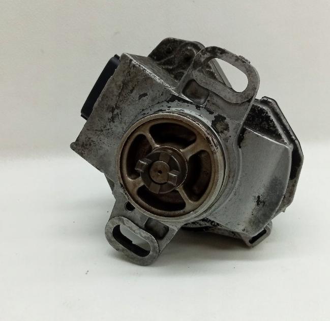 rozdělovač - NISSAN ALMERA N15 1.4 D4T97-02 22100-2N300