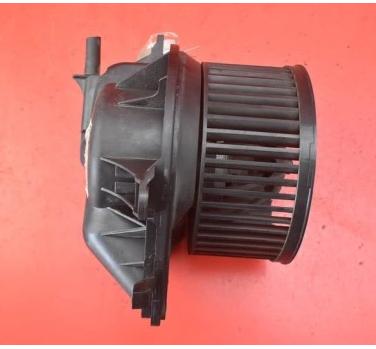 ventilátor vzduchu kúrenia PEUGEOT PARTNER 1 I 03R N030840S