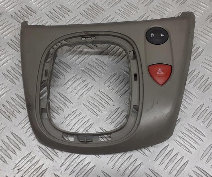 Rámček ŽIVOTY: - - RENAULT SCENIC II