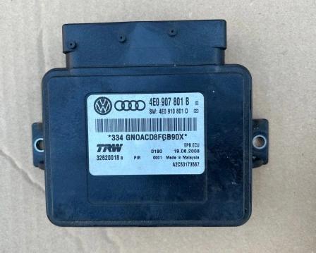 Riadiaca jednotka Modul ručnej brzdy AUDI A8 D3 