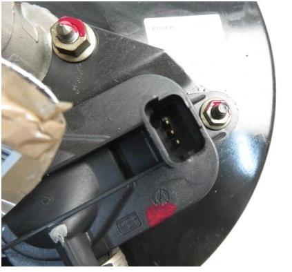 Posilovač PEUGEOT 307 2.0 HDi 9643129680 0204024597
