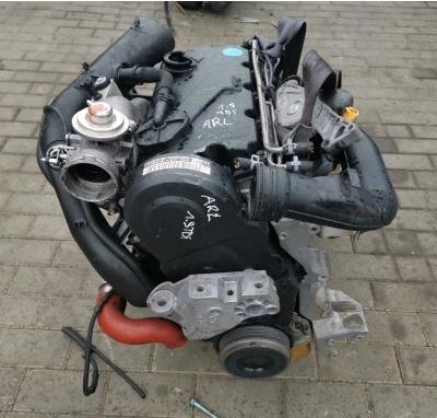 motor KOMPLETNÍ: SEAT LEON VW GOLF IV 1.9 TDI ARL 110KW/150HP  ( bez prevodovky )