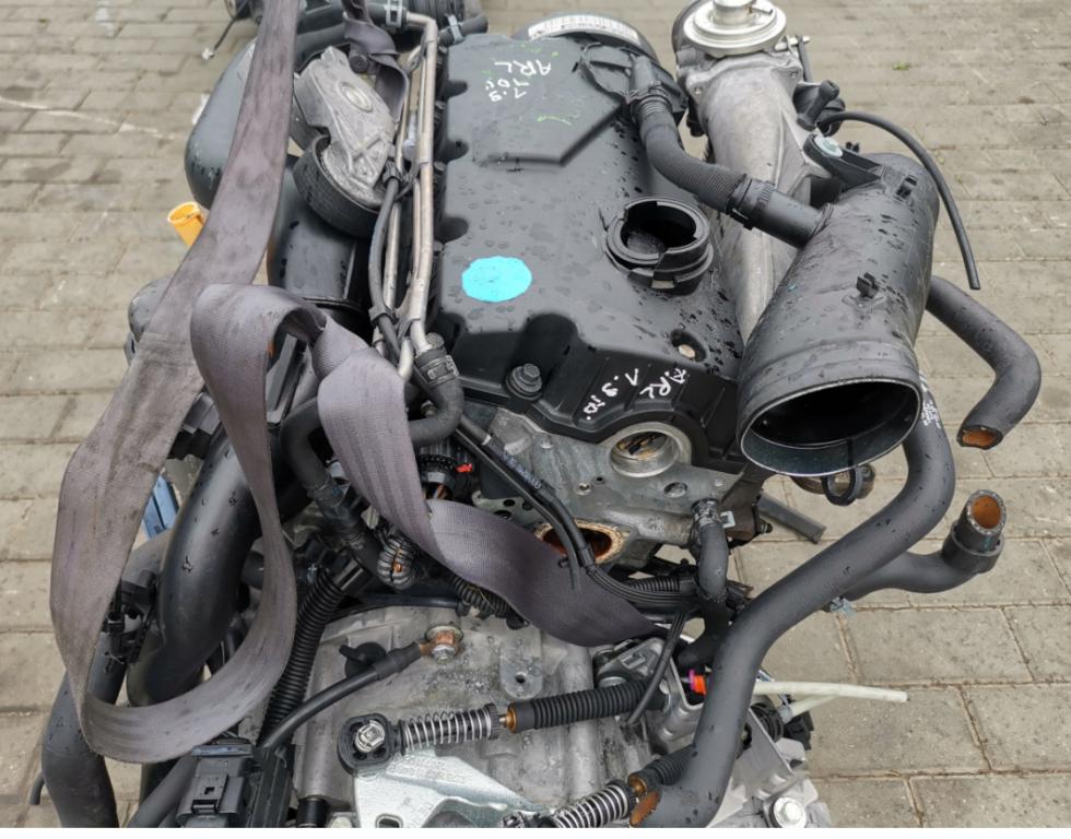 Motor KOMPLETNÍ: SEAT LEON VW GOLF IV 1.9 TDI ARL 110KW/150HP ( bez prevodovky )