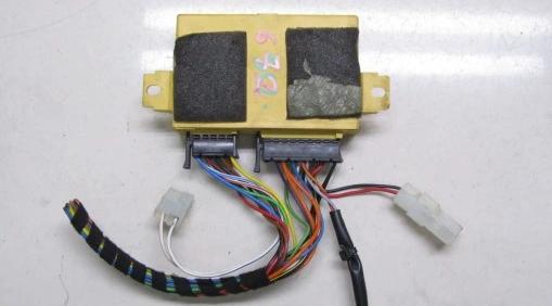 HYUNDAI IX35 Modul ťažného oka ECS: 5C033 10-16