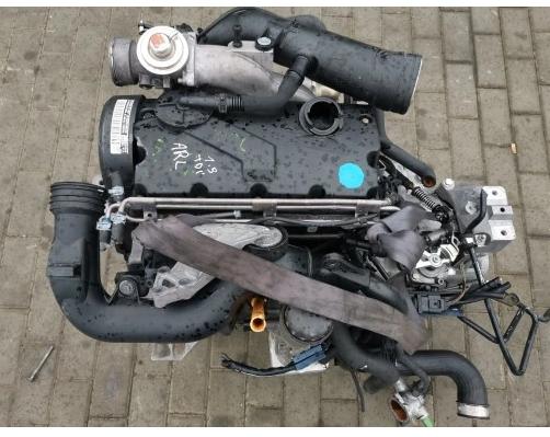 Motor KOMPLETNÍ: SEAT LEON VW GOLF IV 1.9 TDI ARL 110KW/150HP ( bez prevodovky )