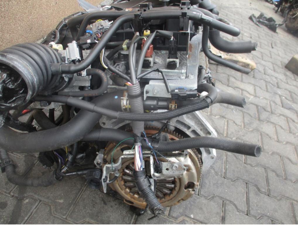 MOTOR: 2.0 B 16V MAZDA 6 - komplet motora -LF94