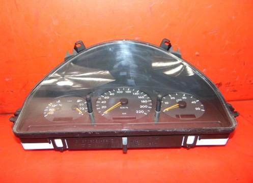 MERCEDES ML W163 2.7 CDI Prístrojovka ,dislpej A1635401847