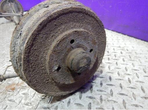 SEAT INCA: -99 - zadná Výstuha zad nápravy bubnová