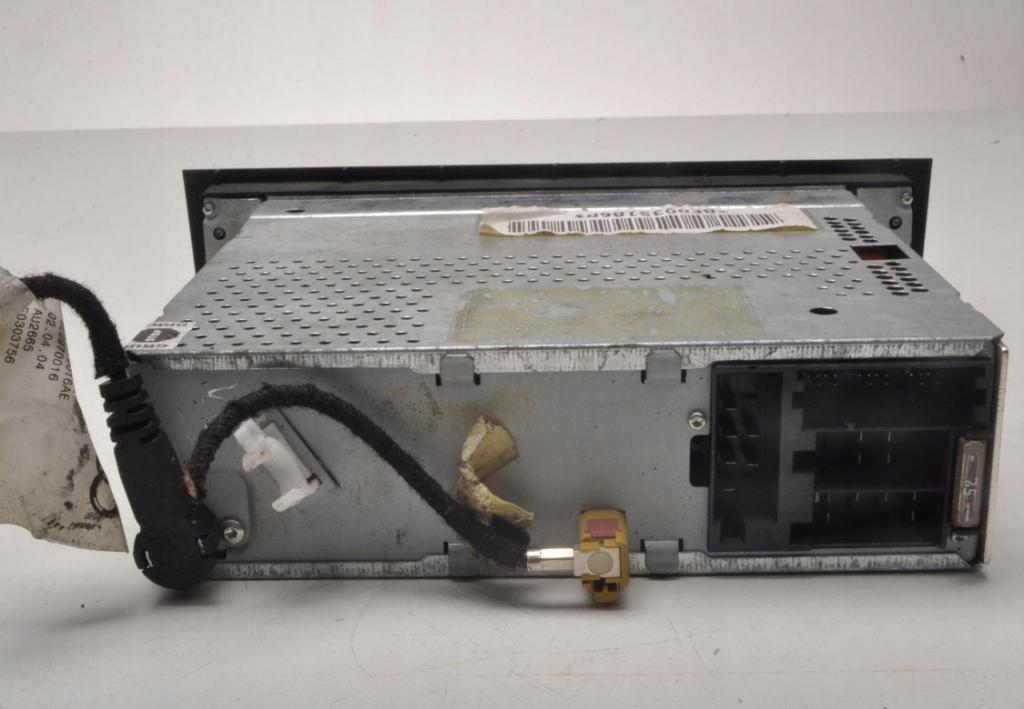 AUDI A4 B7 Panel radia RADIO 8E0035186D