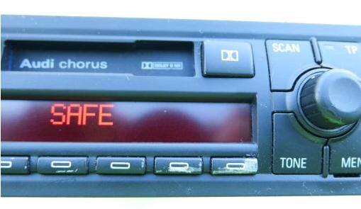RADIO KAZETA: CHORUS AUDI A3 8P 03-05