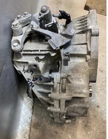 INSIGNIA Prevodovka - 2.0 Turbo 4X4 F40 manuálne