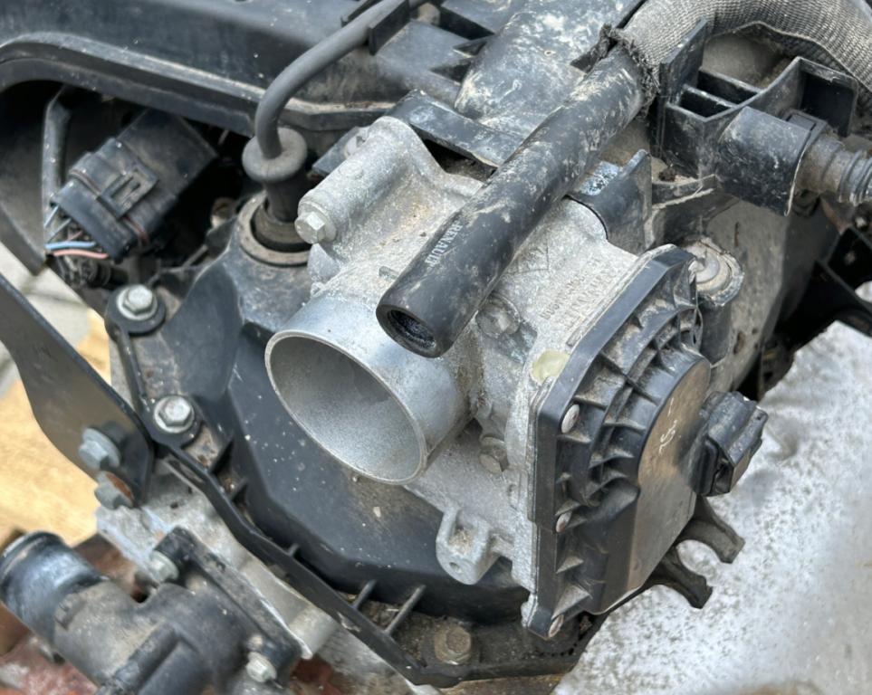 motor KOMPLETNÍ: D4F732: DACIA RENAULT 1.2 16V