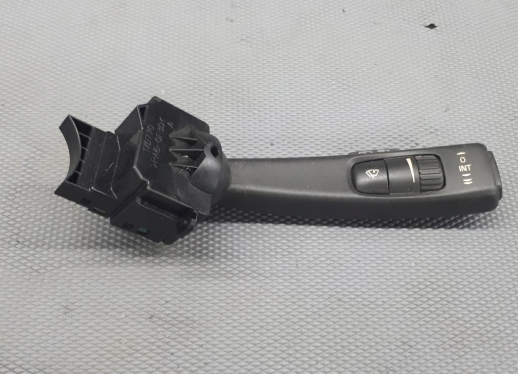 17D770 prepínač: stieračov volvo S40 II C30