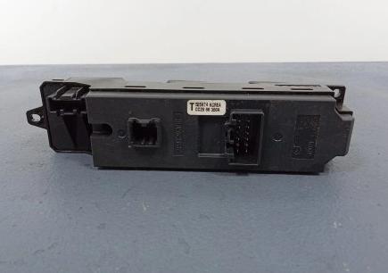 MAZDA 5 I CR Panel okien ľavy predný CC2966350A