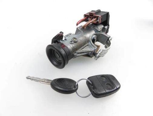 spinačka - ROVER FREELANDER YXB100350