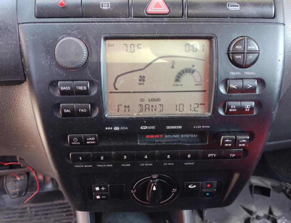 RADIO ZOBRAZIT: CORDOBA LIFT 6K2 6K0035186C