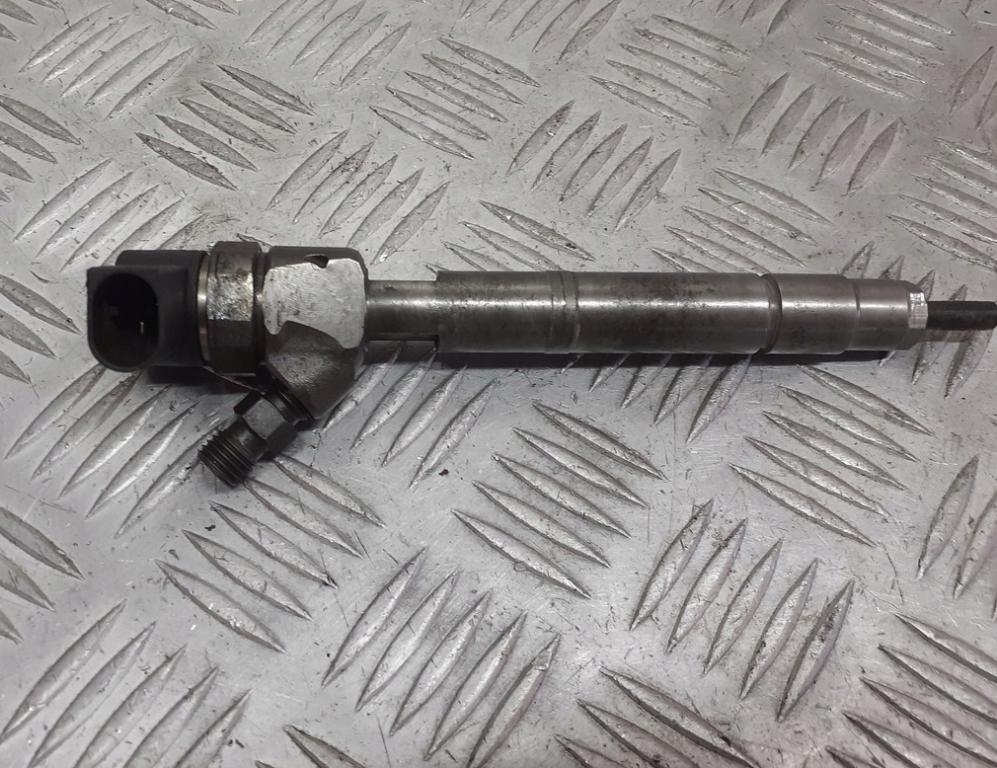 Vstrek vstrekovač MERCEDES C-KLASA: W203 2.2 CDI