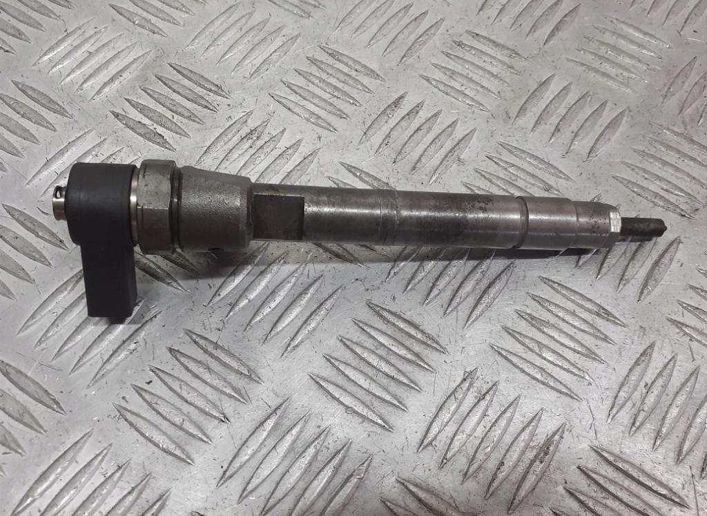 Vstrek vstrekovač MERCEDES C-KLASA: W203 2.2 CDI