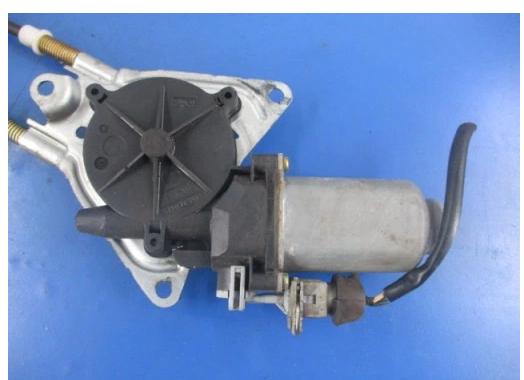 CITROEN SAXO I 5D Mechanizmus okna predný ľavy 2PIN