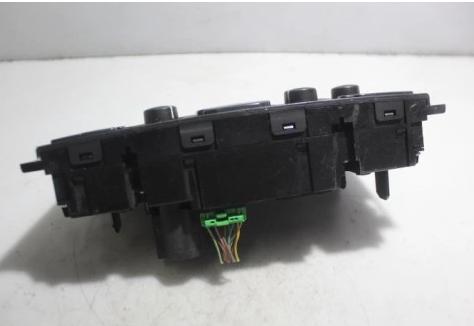 VOLVO S60 I 2.4D Panel ovládania kúrenia