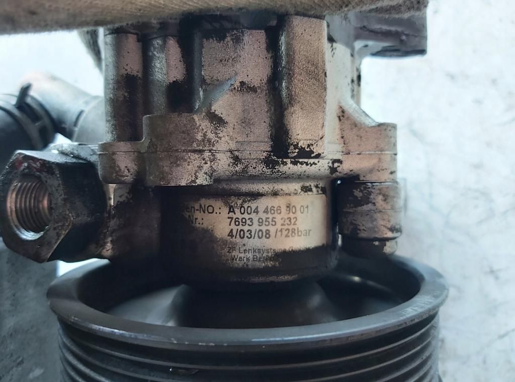 MERCEDES W221 4.0 Pumpa servočerpadlo