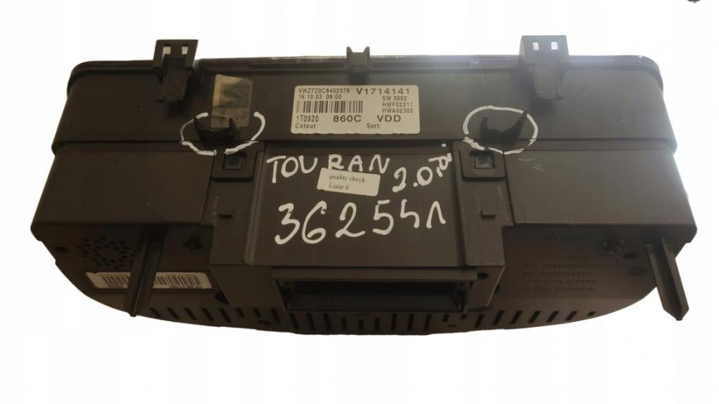 VOLKSWAGEN Touran Prístrojová doska 362541 km 2,0 Tdi:
