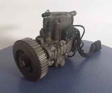 VW AUDI SKODA SEAT 1.9 SDI 68 Pumpa vstrekovacia 038130107B 0460404972