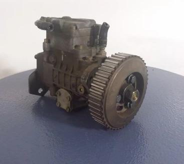 VW AUDI SKODA SEAT 1.9 SDI 68 Pumpa vstrekovacia 038130107B 0460404972