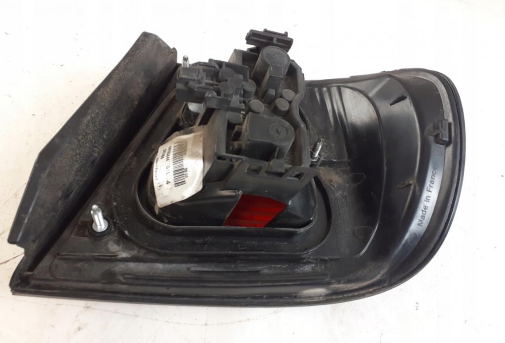 NISSAN PRIMERA P11 99-01 sedan Svetlo ľavá strana zadná
