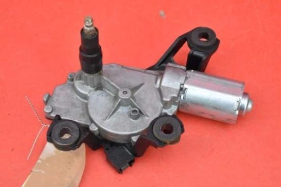 Motorček stierače zad 8200080900 RENAULT MEGANE 2 II 5D hatchback 02R