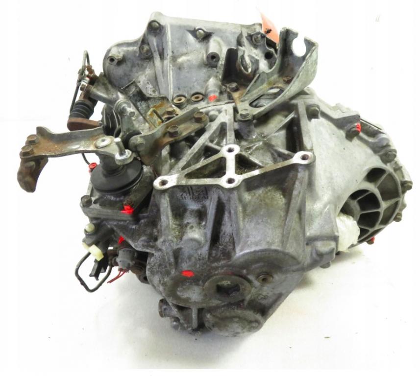 AVENSIS II T25  2.2 D4D