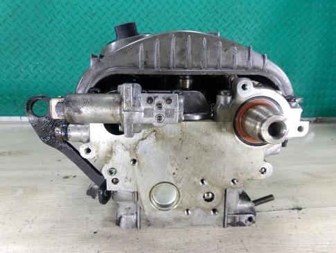 AUDI A6 C5 2.4 V6 Hlava valcov Motor pravá  ALF 073103373AH