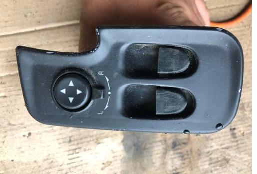 ALFA 147 Panel sťahovania okien Prepínač