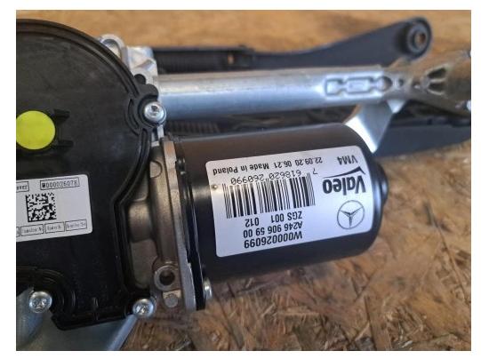 MERCEDES W246 B-KLASA Mechanizmus stierače predný predný 2469065900