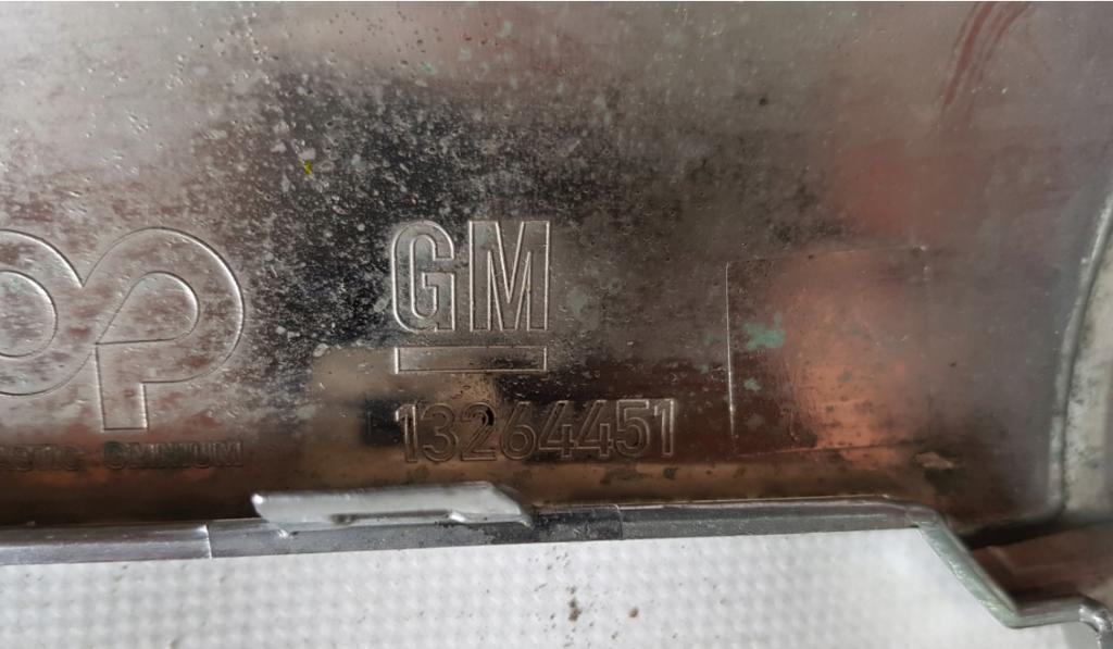 Opel OE 13264451  přední: maska: