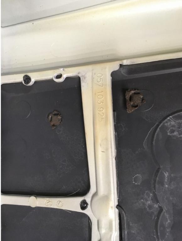 Audi A8 D3 QUATTRO SEDAN 4D 4.0TDI V8 275 hp 02-09 Kryt (Motor 057103925