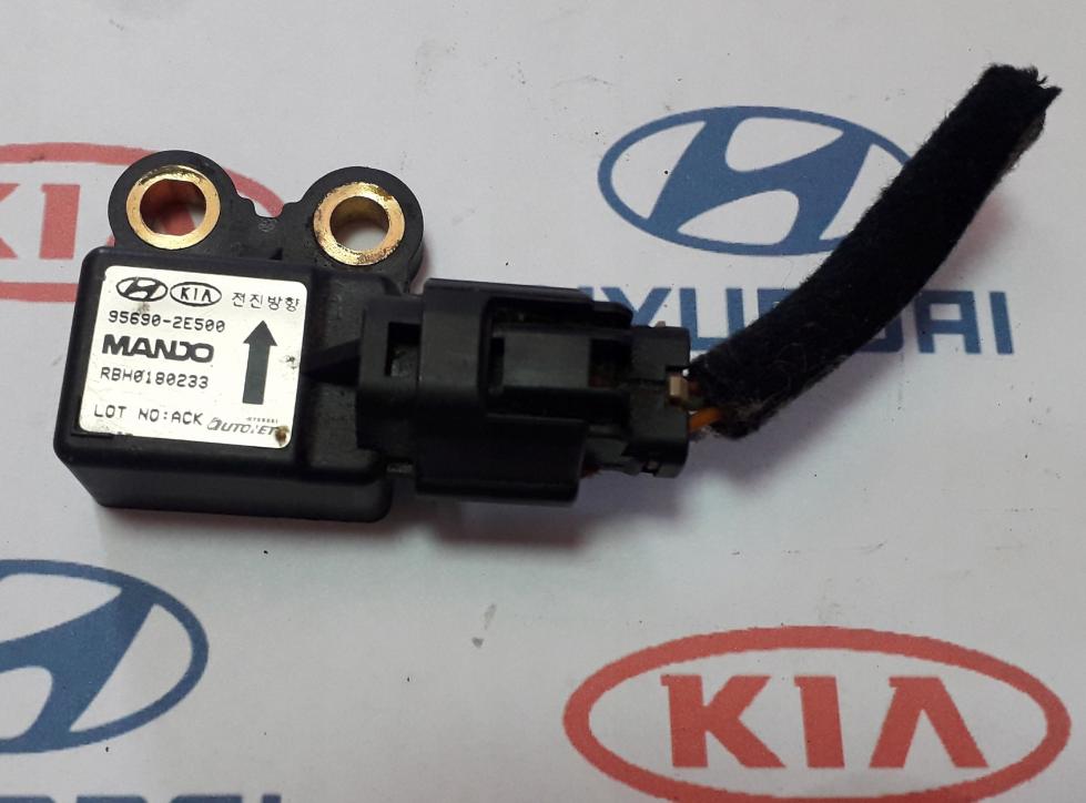 TUCSON SPORTAGE 95690-2E500 G-SENSOR SENSOR G ESP