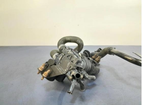 AUDI A8 D3 LIFT 4.2 TDI ventil voda 4E0959617C